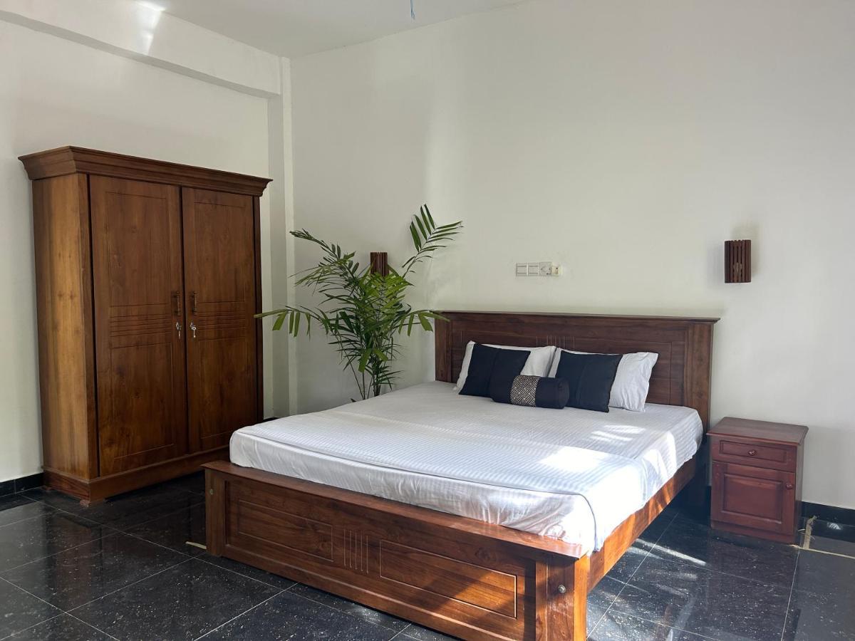 Why Not Mansion Pansiyon Habaraduwa Central Dış mekan fotoğraf